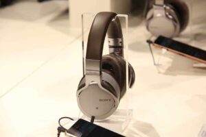 Best Sony Headphones for Kids - Sony MDR1AM2-B Wired Headphones