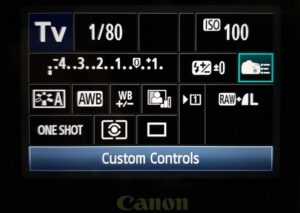 Canon M50 wedding photography - aperture