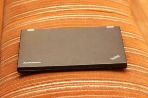 Best Touchscreen Laptop Under 1000 - Lenovo Chromebook C330