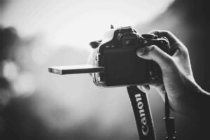 What is a Flip Screen Camera - History