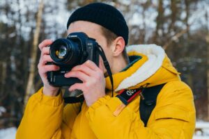 What is a Flip Screen Camera - why should you buy a flipscreen camera