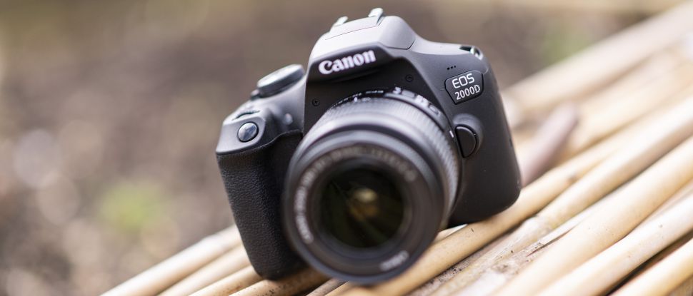 Canon EOS Rebel T7 lens