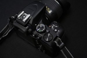 dslr camera photos and videos have higher quality than point and shoot cameras