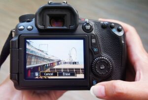 Is the Canon Powershot SX420 good for Vlogging - features