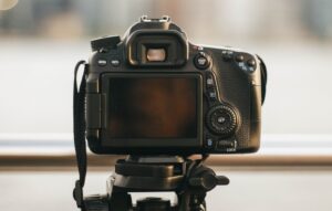 What To Look For In A Vlogging Camera - articulated screen