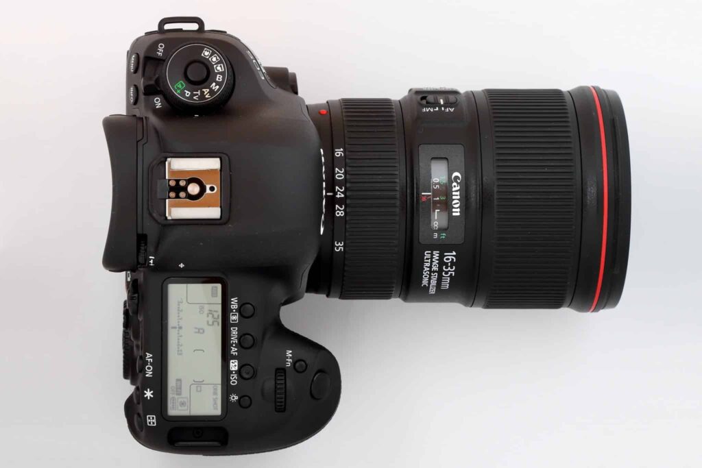 Canon 5D Mark IV review Canon 5D Mark IV review - Design & Handling