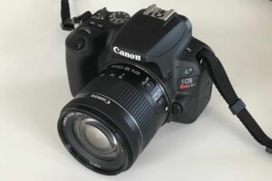 Canon EOS Rebel SL2 Flip Screen Camera