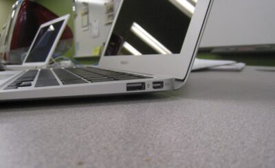 MacBook air docking station