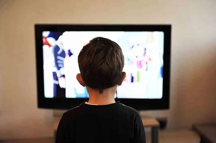 How to turn your Old TV into a Smart TV