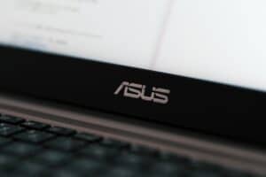 Best laptops for college students under $500 - ASUS Chromebook C423 Laptop