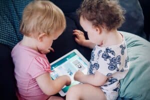 Electronic Toys for Kids Electronic Toys for Kids - Playing Together