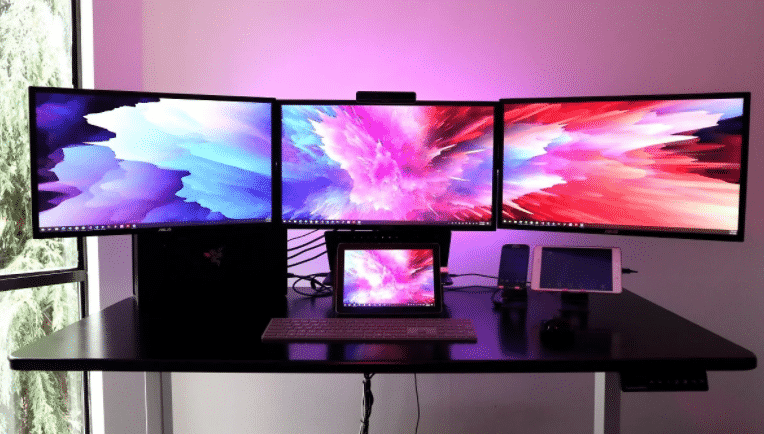 Triple Monitor Setup