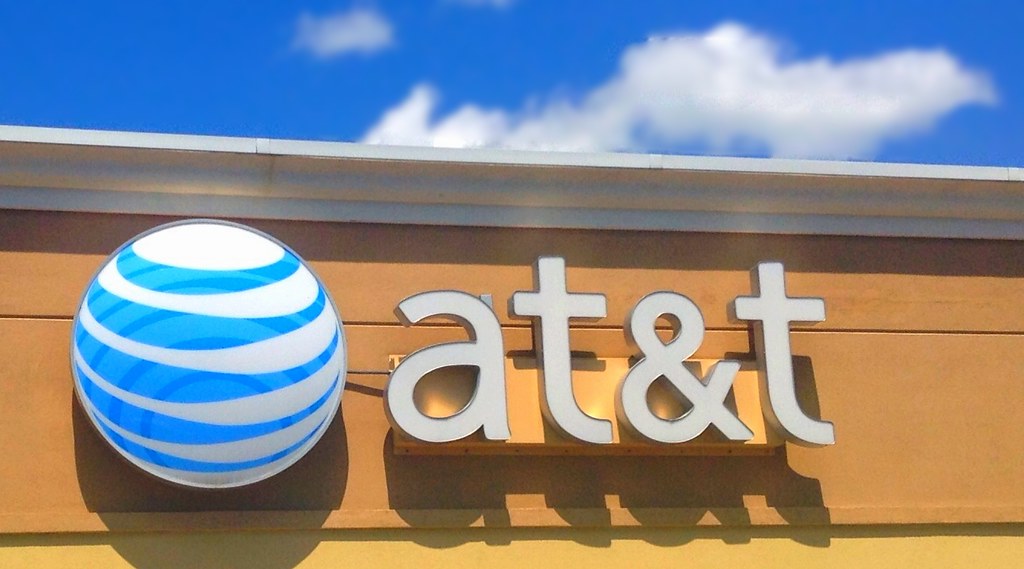 Verizon vs ATT Verizon vs ATT